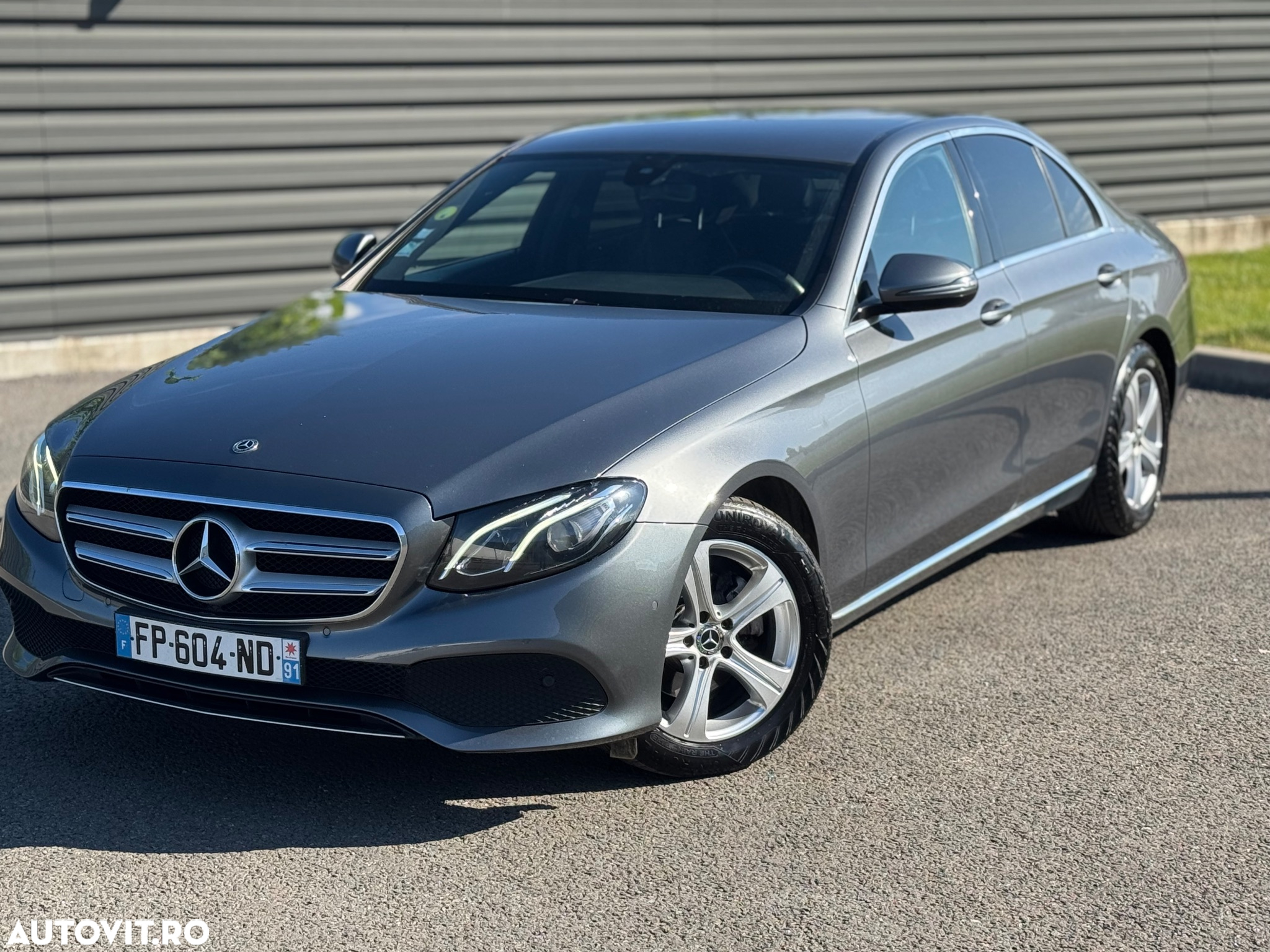 Mercedes-Benz E - 15