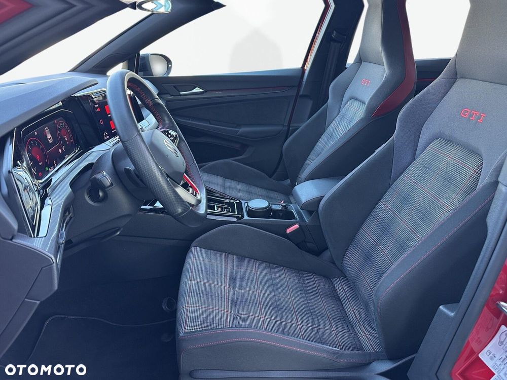 Volkswagen Golf 2.0 TSI GTI DSG - 11
