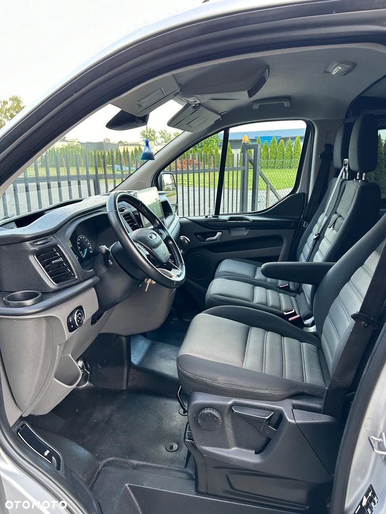 Ford Transit Custom 300 L2H1 Limited (bryg.) - 19