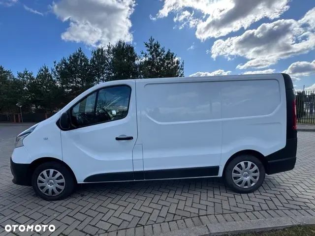 Renault Trafic - 2