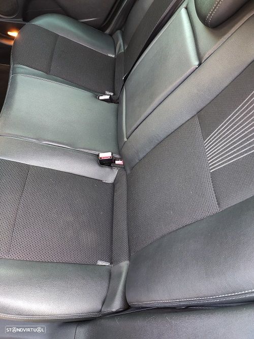 Renault Mégane Sport Tourer 1.5 dCi Dynamique - 9