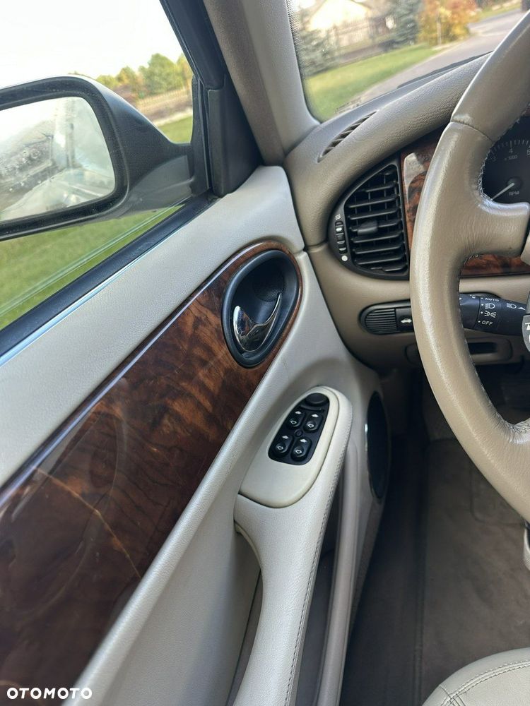 Jaguar XJ - 27
