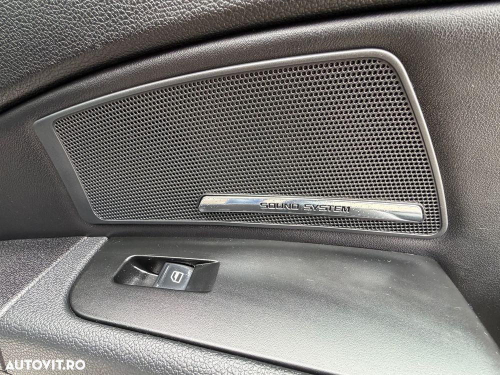 Skoda Superb 2.0 TDI Elegance DSG - 26