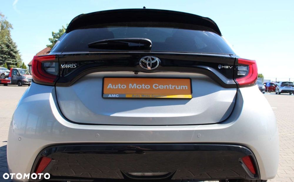 Toyota Yaris - 7