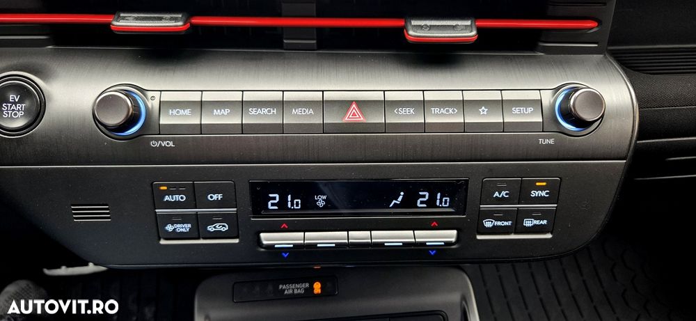 Hyundai KONA BEV 204 CP 64.8 kWh Luxury N Line - 27