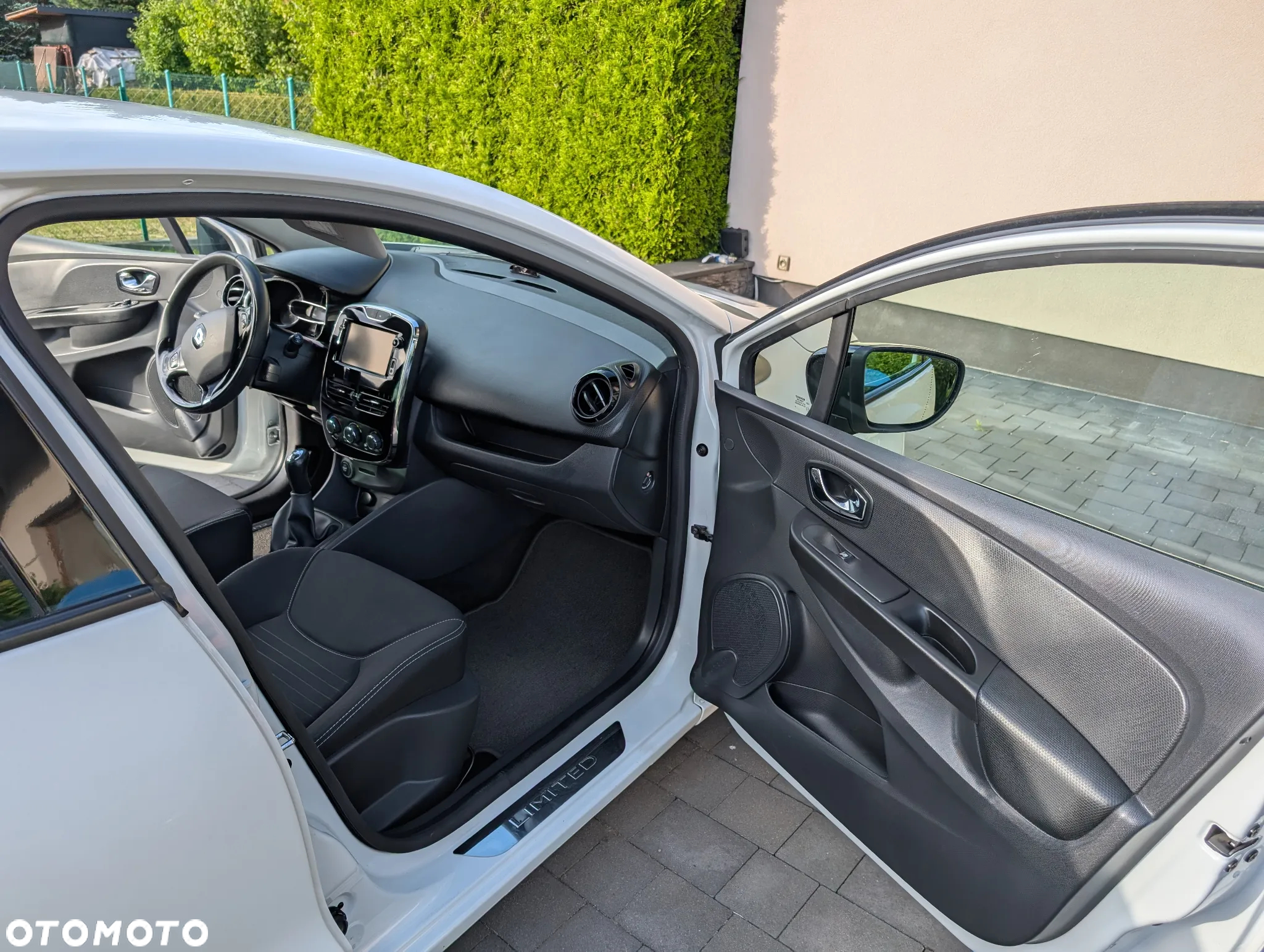 Renault Clio (Energy) TCe 90 Start & Stop LIMITED - 18