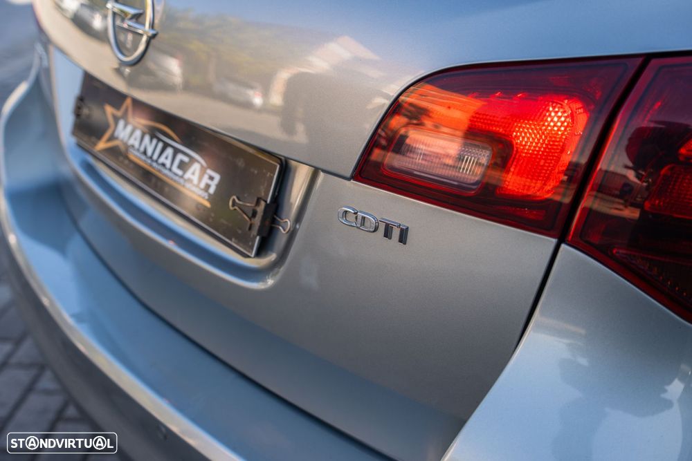 Opel Astra Sports Tourer - 18