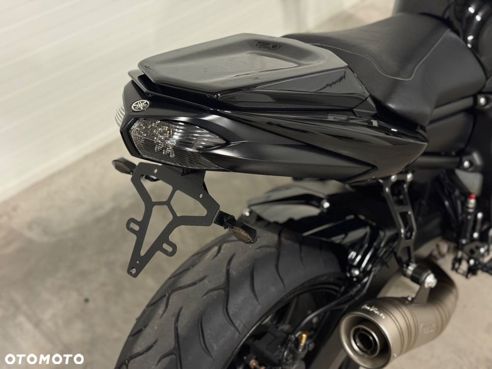 Yamaha FZ - 20