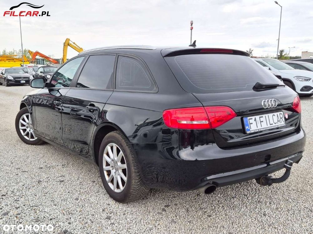 Audi A4 Avant - 4