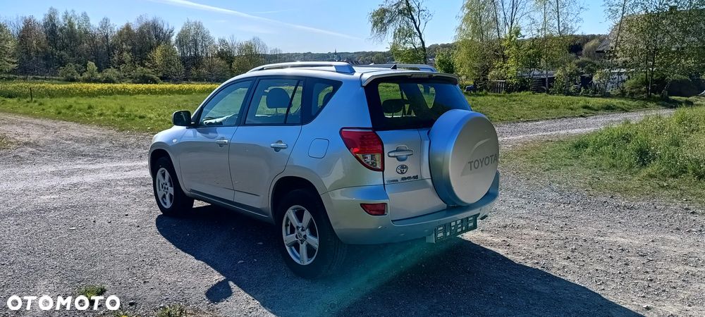 Toyota RAV4 2.0 4x4 Automatik Sol - 3