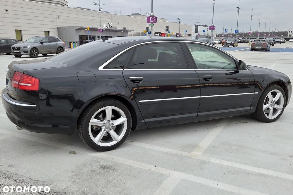 Audi A8 4.2 FSI Quattro - 10