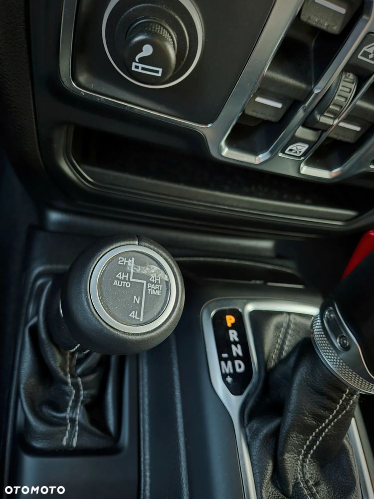 Jeep Wrangler Unlimited GME 2.0 Turbo Sahara - 30
