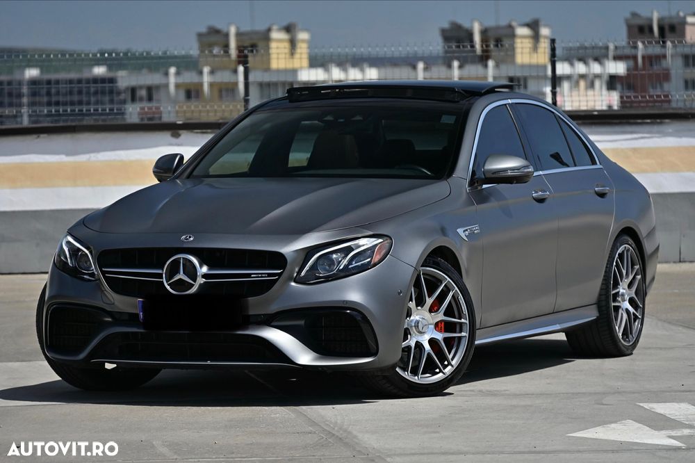 Mercedes-Benz E - 3