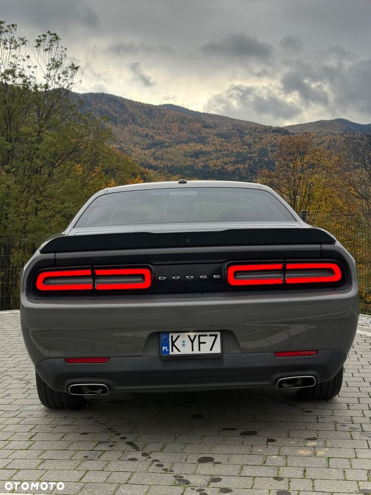 Dodge Challenger Automatik SXT Plus - 12