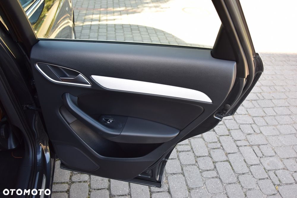 Audi Q3 40 TDI Quattro S Line S tronic - 30
