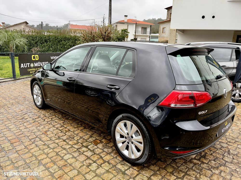 VW Golf 1.6 TDi BlueMotion Trendline - 23