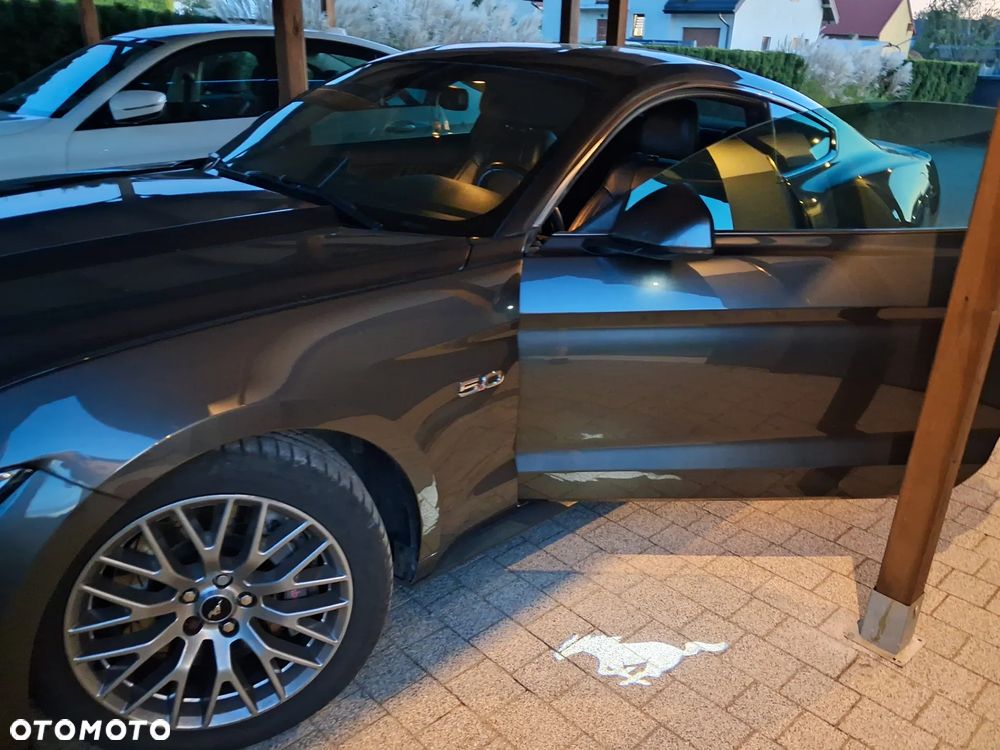 Ford Mustang 5.0 V8 GT - 21