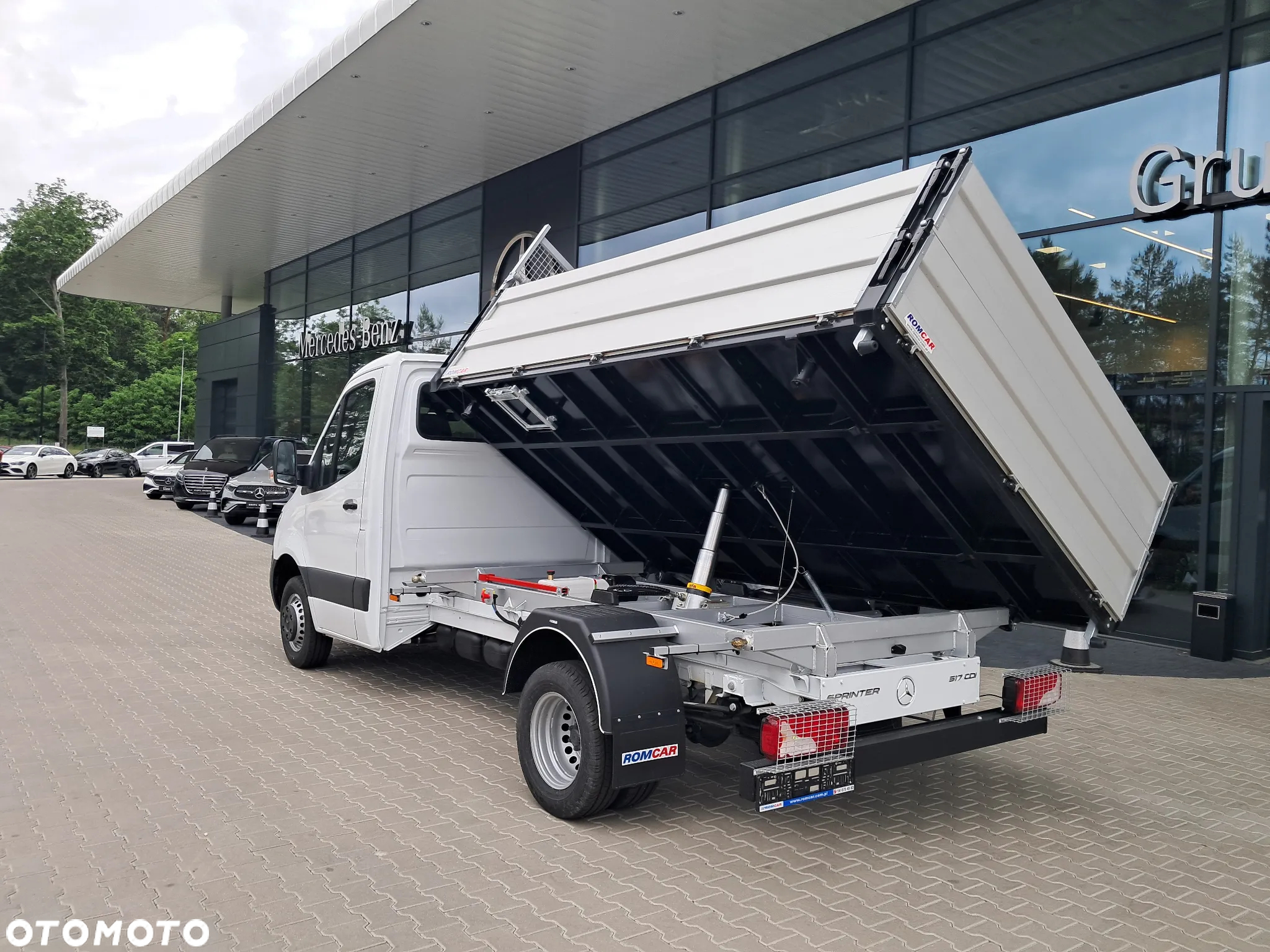 Mercedes-Benz Sprinter 517 CDI PRO WYWROTKA - 12