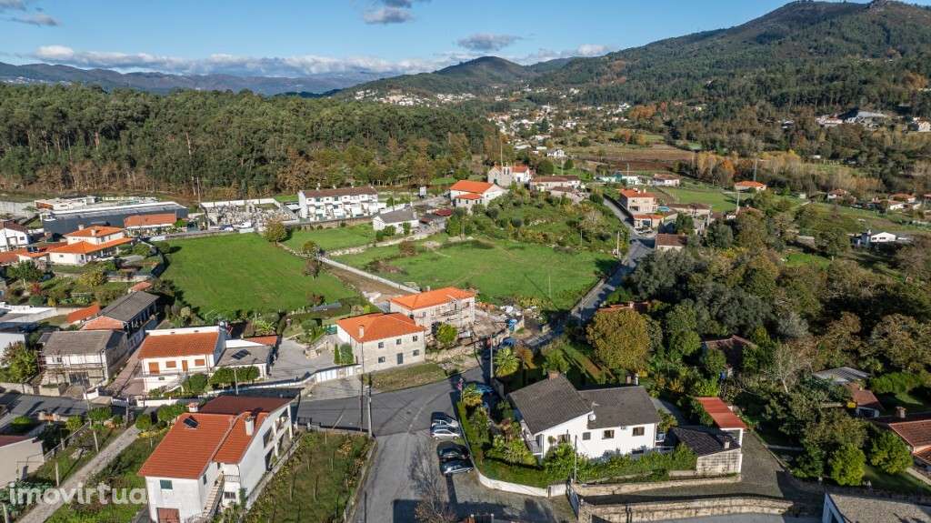 Moradia Individual V3 em Pedra; c/Lote de Terreno 1400m2; Situada na F - Grande imagem: 4/32