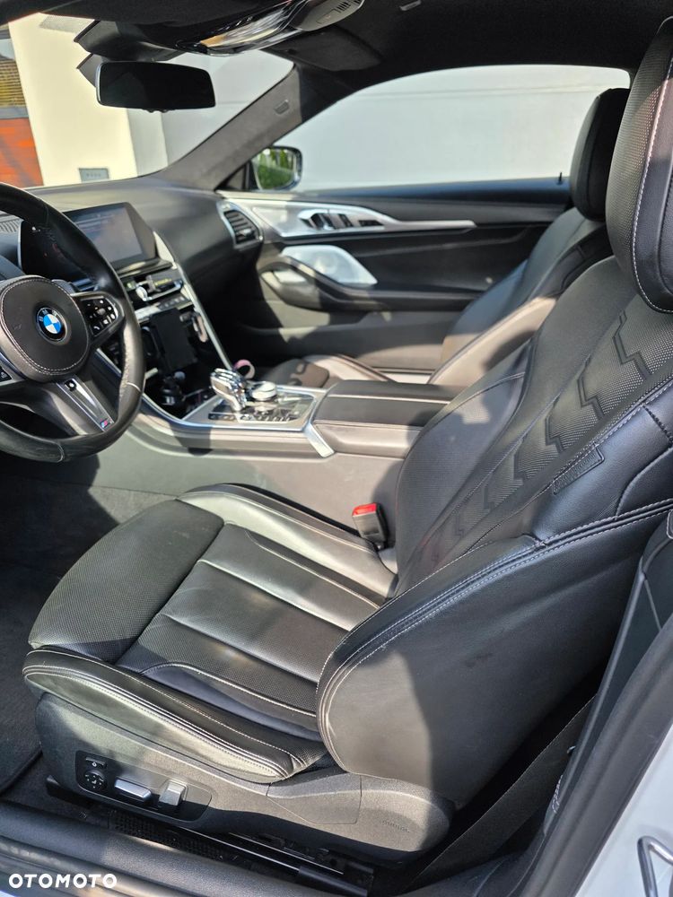 BMW Seria 8 - 9