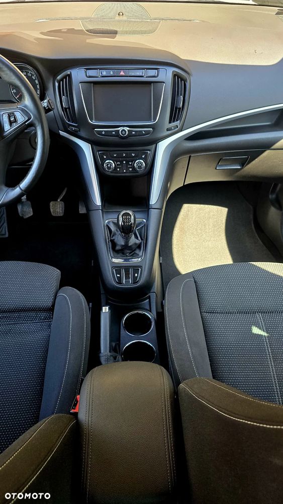 Opel Zafira 1.4 Turbo Innovation - 11