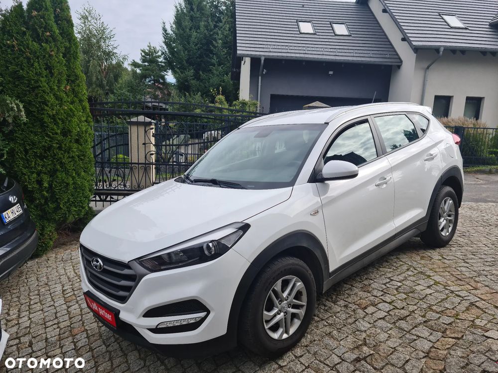 Hyundai Tucson 1.7 CRDI BlueDrive Classic 2WD - 10