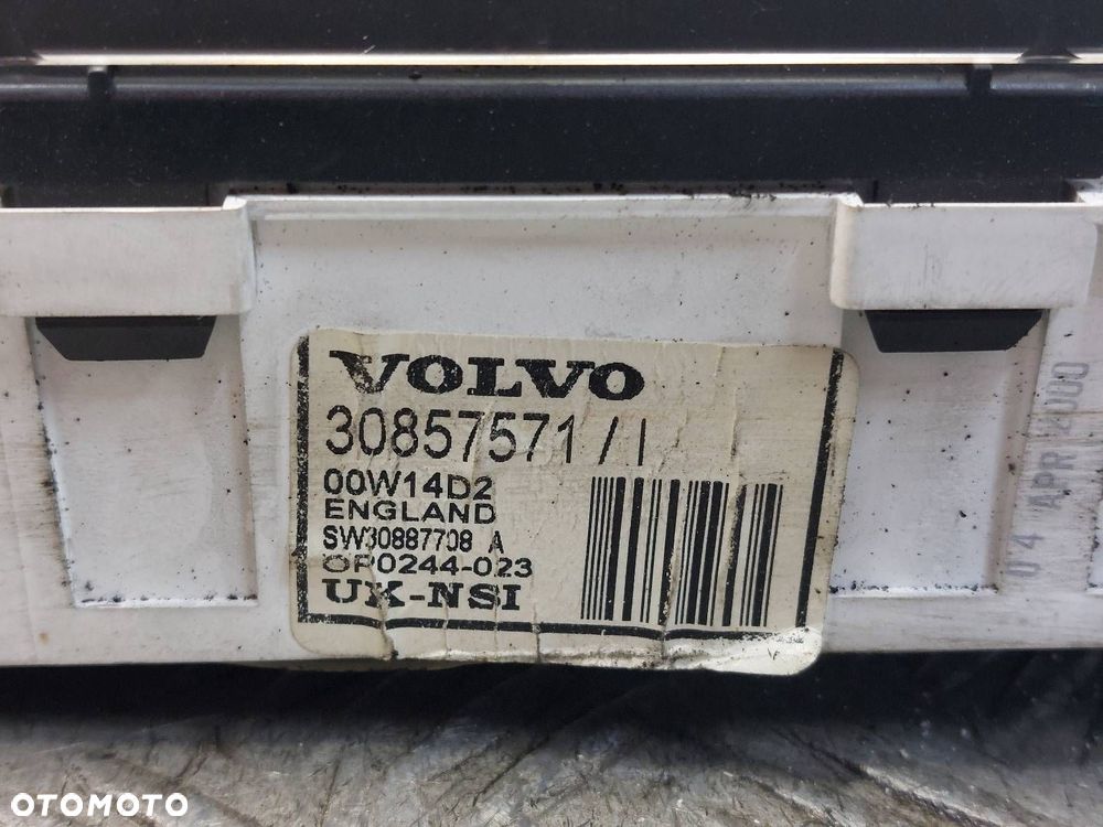 LICZNIK ZEGARY VOLVO V40 I S40 I 1.9 DI 30857571 - 2