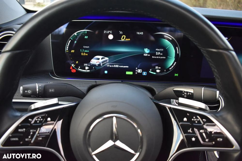 Mercedes-Benz E 300 4Matic 9G-TRONIC Avantgarde - 12