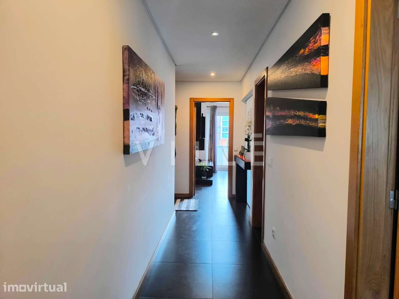 Apartamento T2 na Fonte Nova, Aveiro, com varanda e garagem - Grande imagem: 2/14