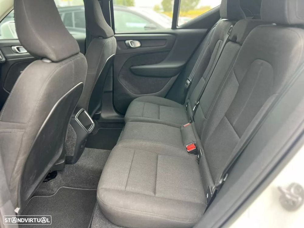 Volvo XC 40 1.5 T2 Core - 11