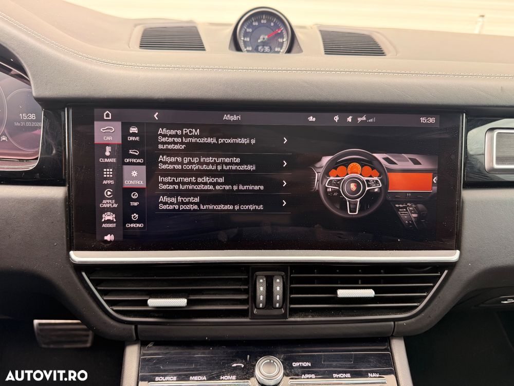 Porsche Cayenne - 15