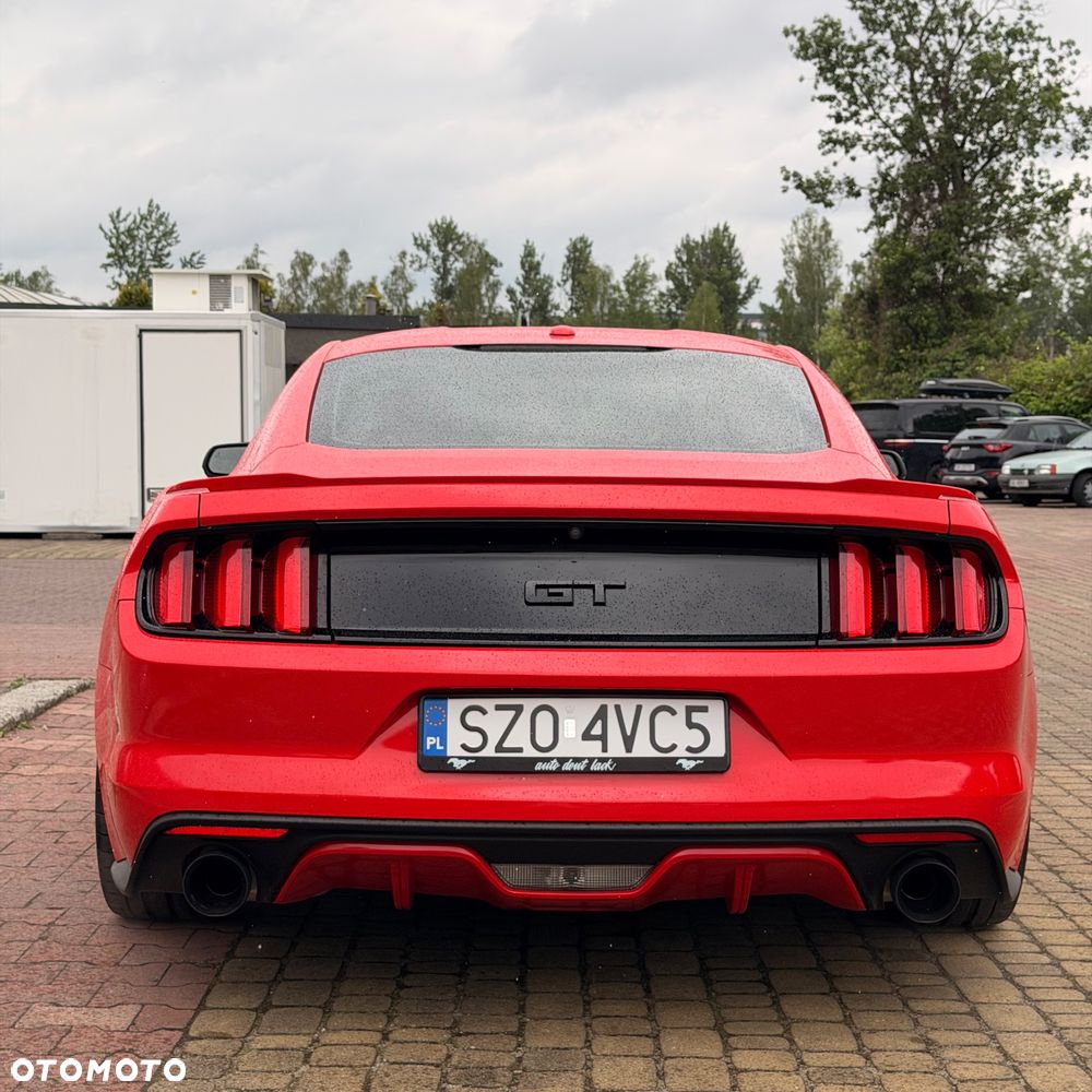 Ford Mustang 5.0 V8 GT - 11