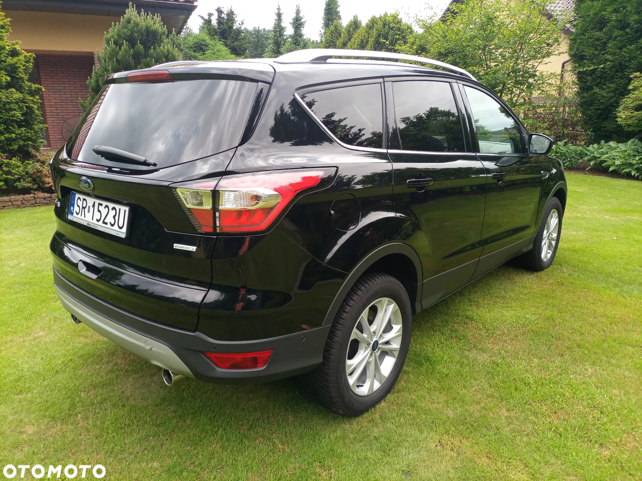 Ford Kuga 1.5 EcoBoost 2x4 Titanium - 5