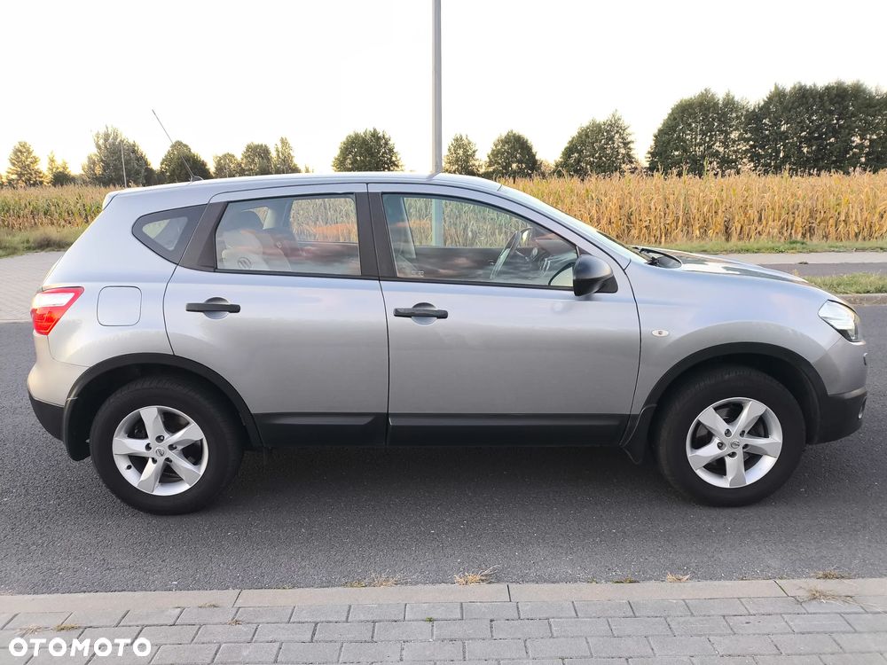 Nissan Qashqai 1.6 visia - 5