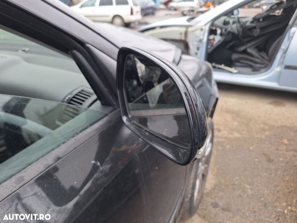 Oglinda laterala electrica portiera fata dreapta SKODA OCTAVIA 2 Facelift  2009 - 2013 , negru LF9R - 4