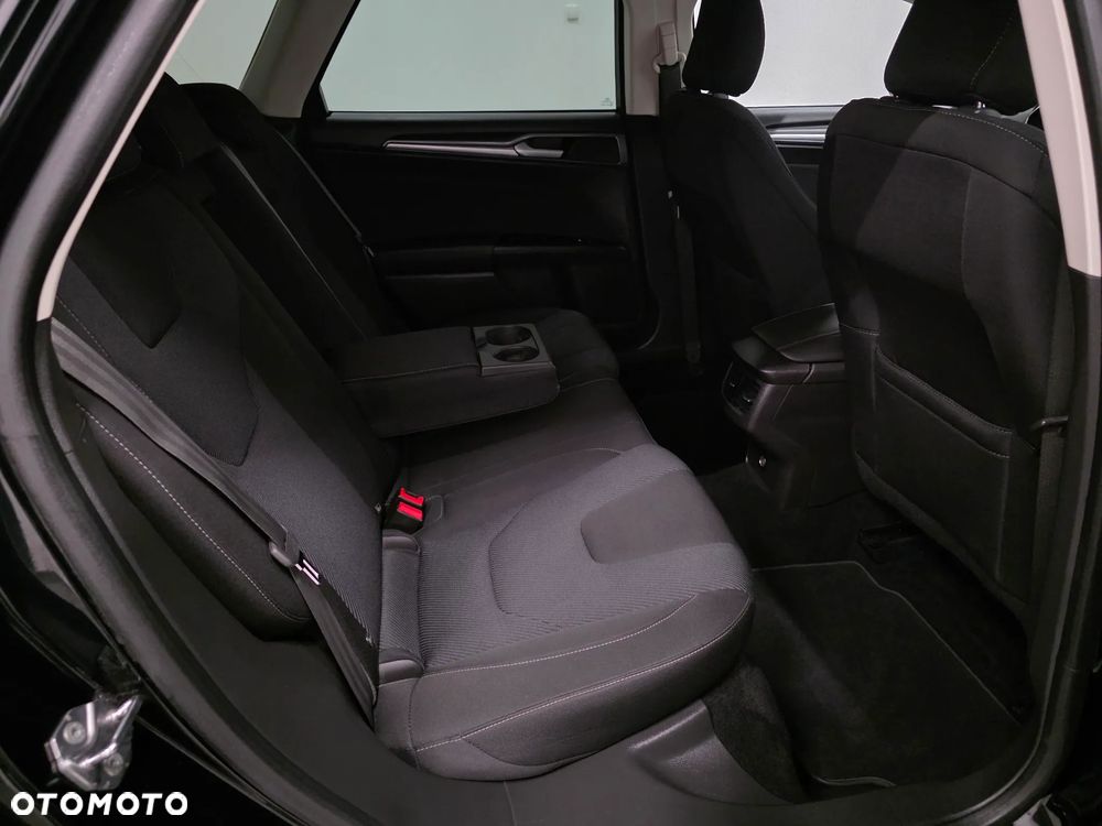 Ford Mondeo 2.0 TDCi Titanium PowerShift - 17