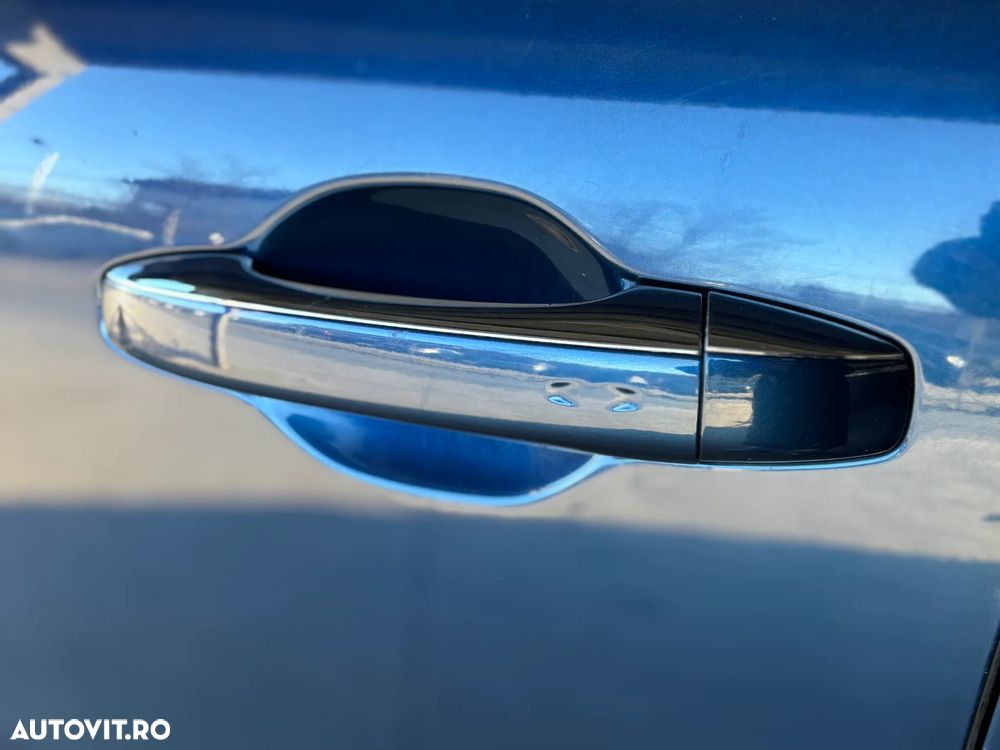 Renault Grand Scenic - 41