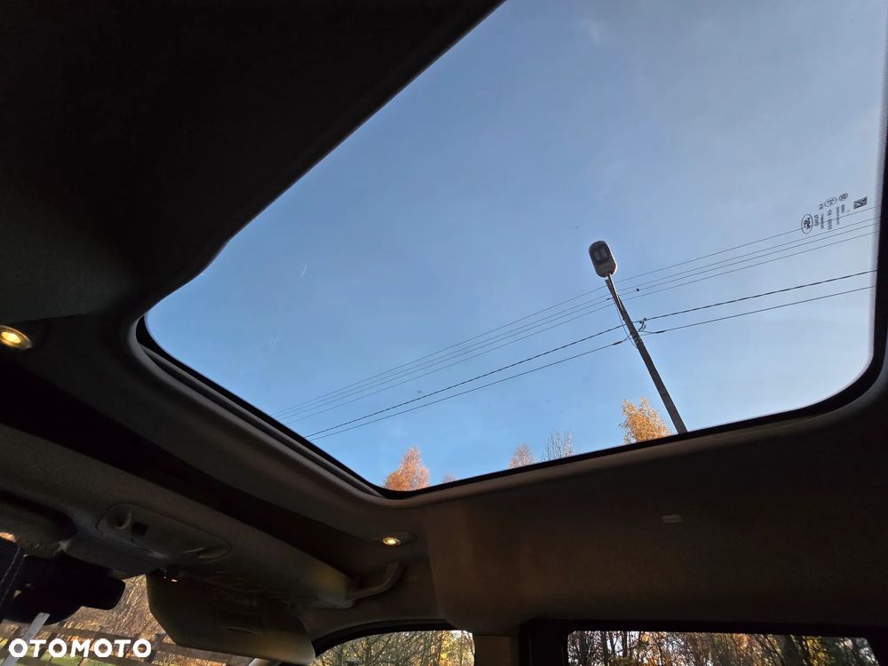 Ford Tourneo Connect 1.5 TDCi Start-Stop Titanium - 27