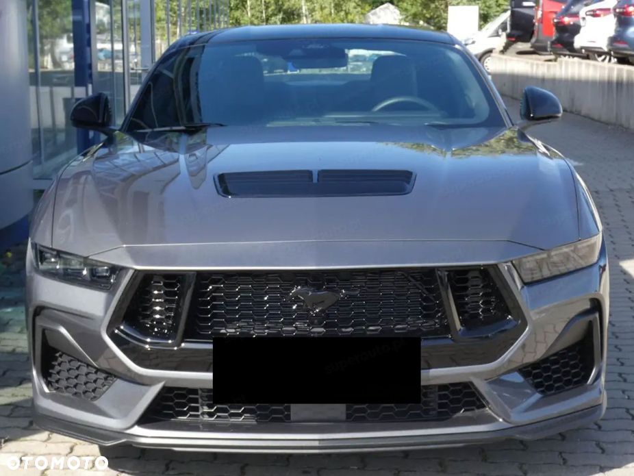 Ford Mustang - 3