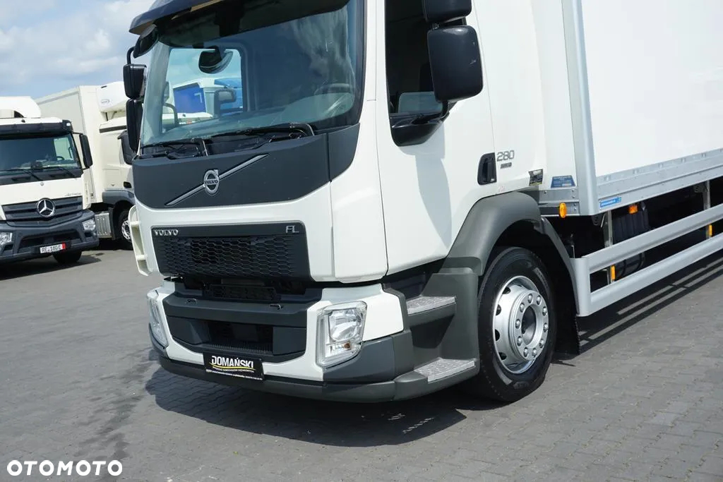 Volvo FL / 280 / EURO 6 / IZOTERMA + WINDA / 18 PALET / ŁAD. 9540 KG - 28