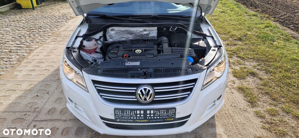 Volkswagen Tiguan - 23