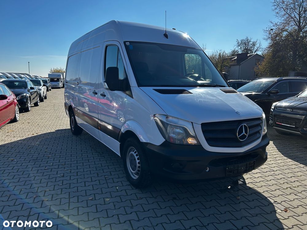 Mercedes-Benz Sprinter - 4