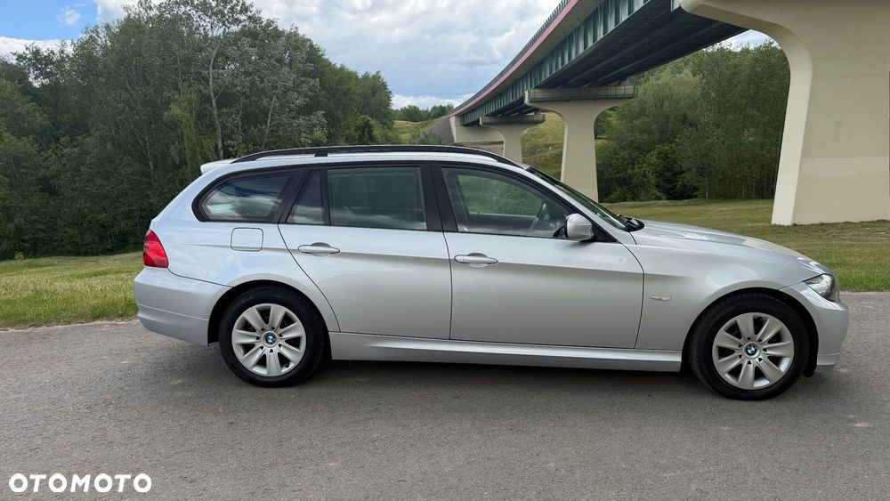 BMW Seria 3 320d xDrive - 5