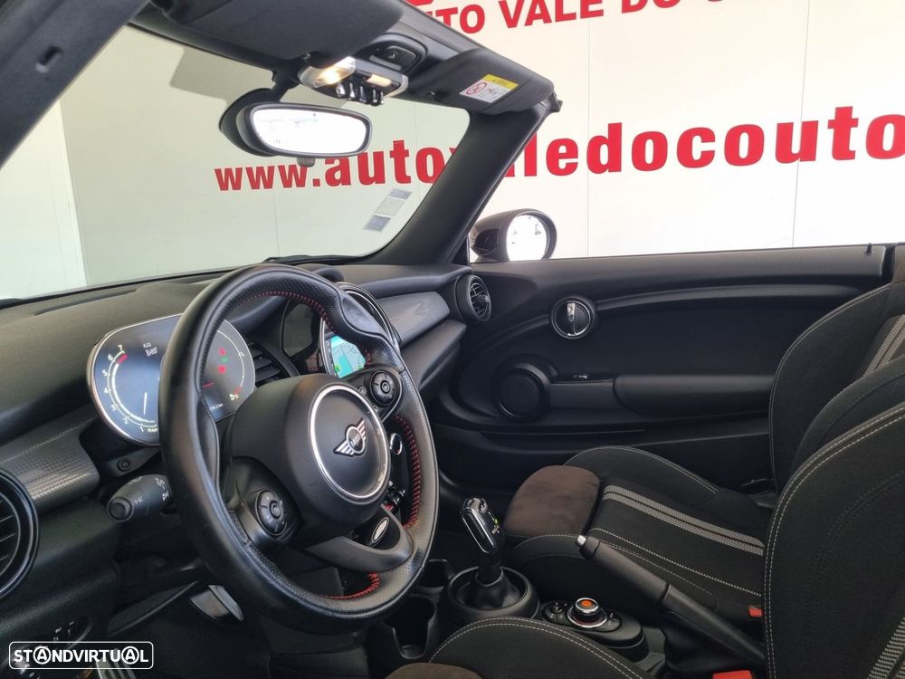 MINI Cabrio - 23