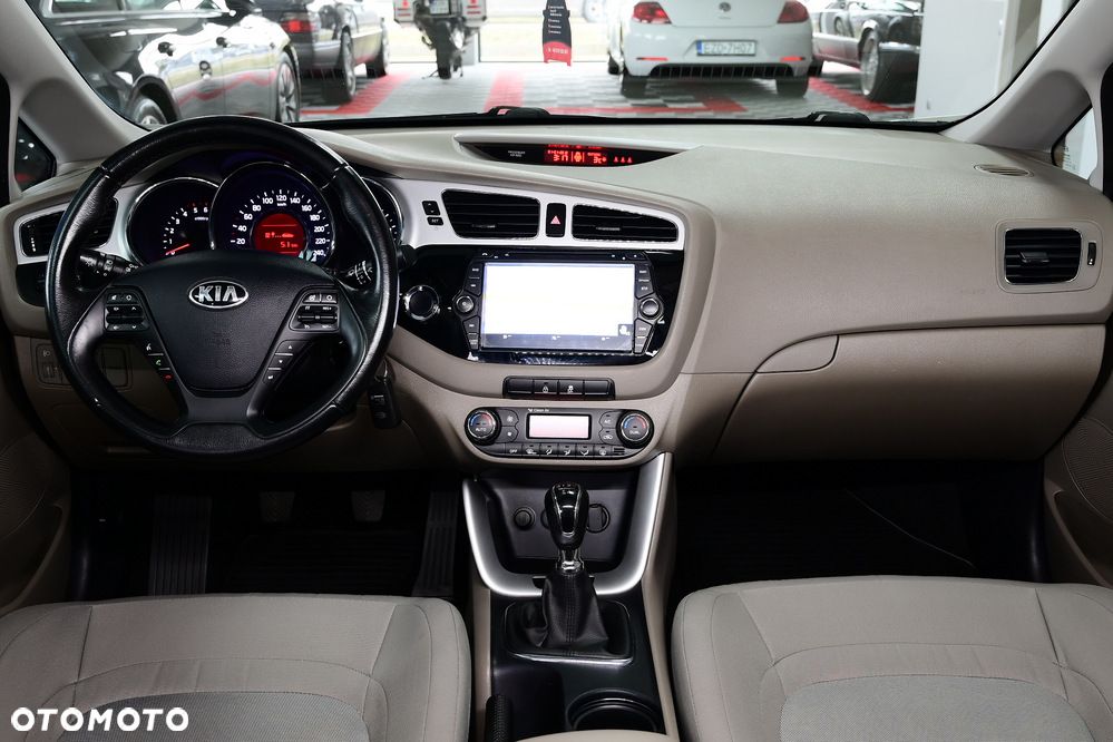 Kia Ceed 1.6 CRDi L - 21