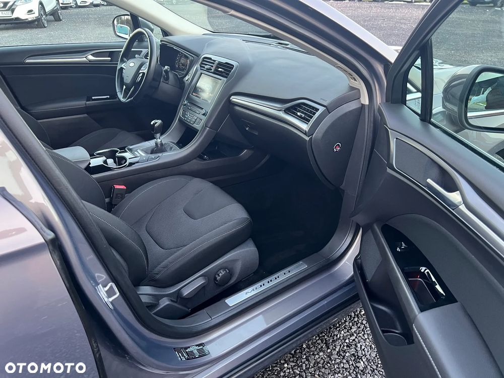 Ford Mondeo 2.0 TDCi Titanium - 19