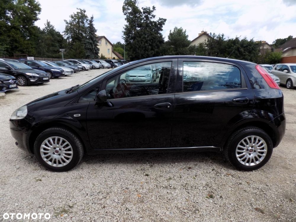 Fiat Grande Punto - 12