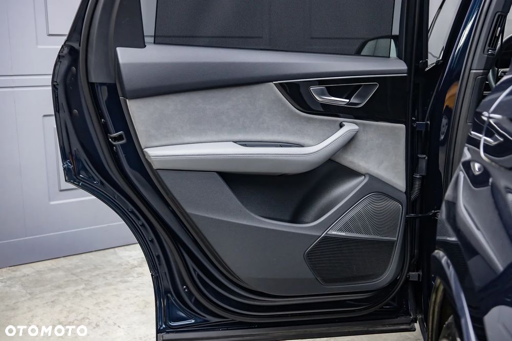 Audi Q7 60 TFSI e PHEV Quattro S Line Tiptr - 29