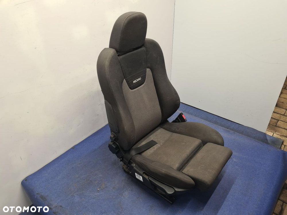 OPEL ZAFIRA-A FOTEL PASAŻERA RECARO OPC - 4