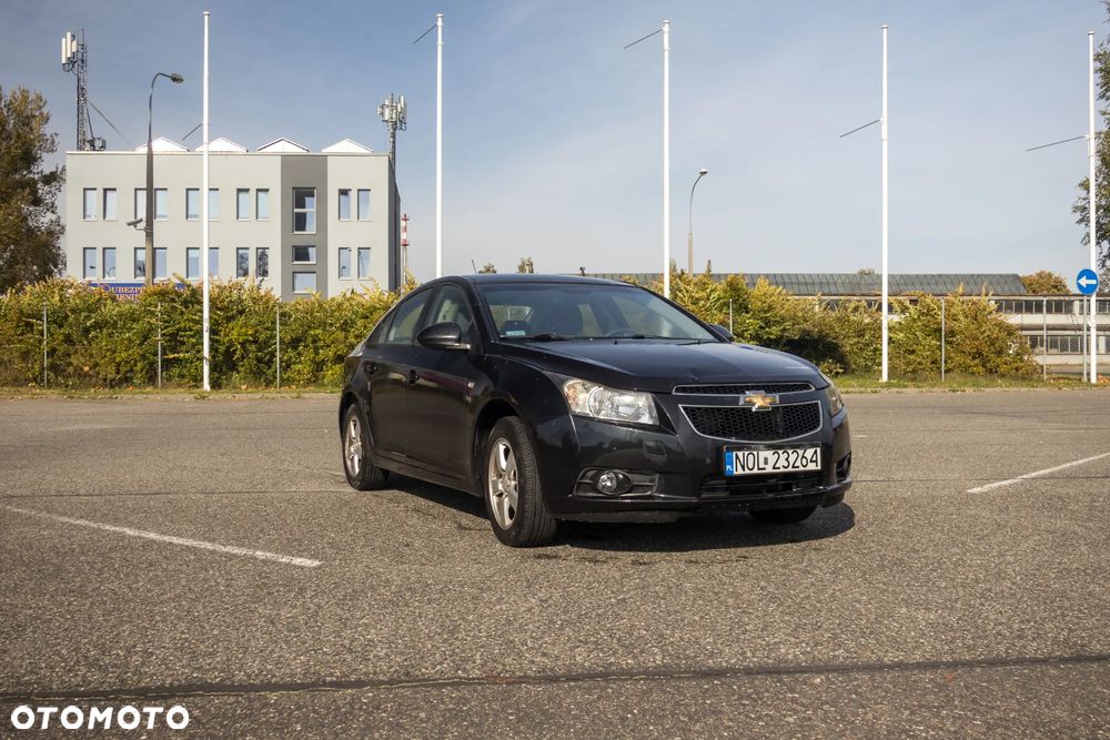 Chevrolet Cruze 1.8 LS - 1
